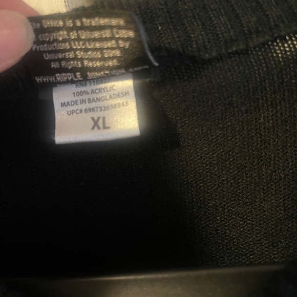 The Office Xmas is Here sweater XL - Picture 4 of 4